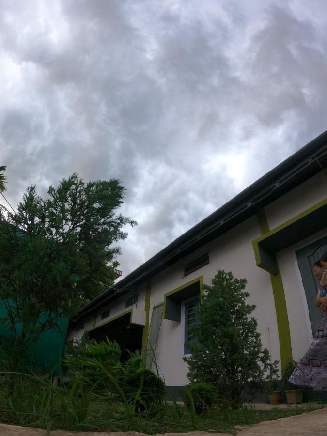 Stargaze Backpackers Hostel Guwahati Eksteriør bilde