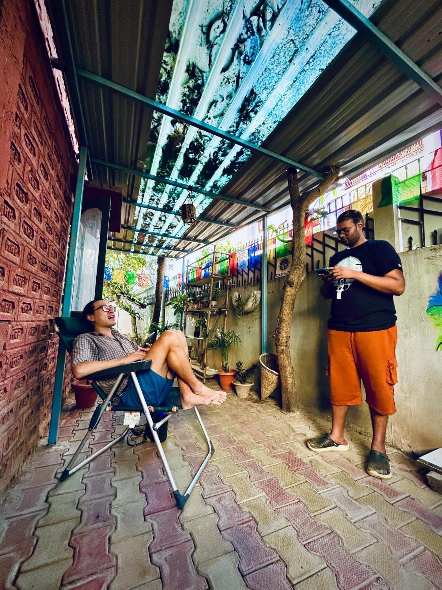 Stargaze Backpackers Hostel Guwahati Eksteriør bilde